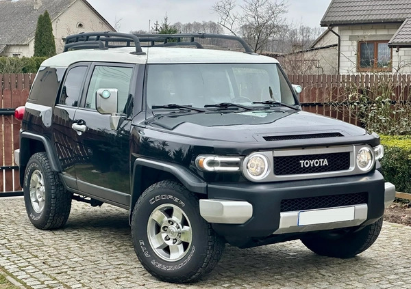 Toyota FJ cena 83000 przebieg: 223000, rok produkcji 2008 z Brok małe 781